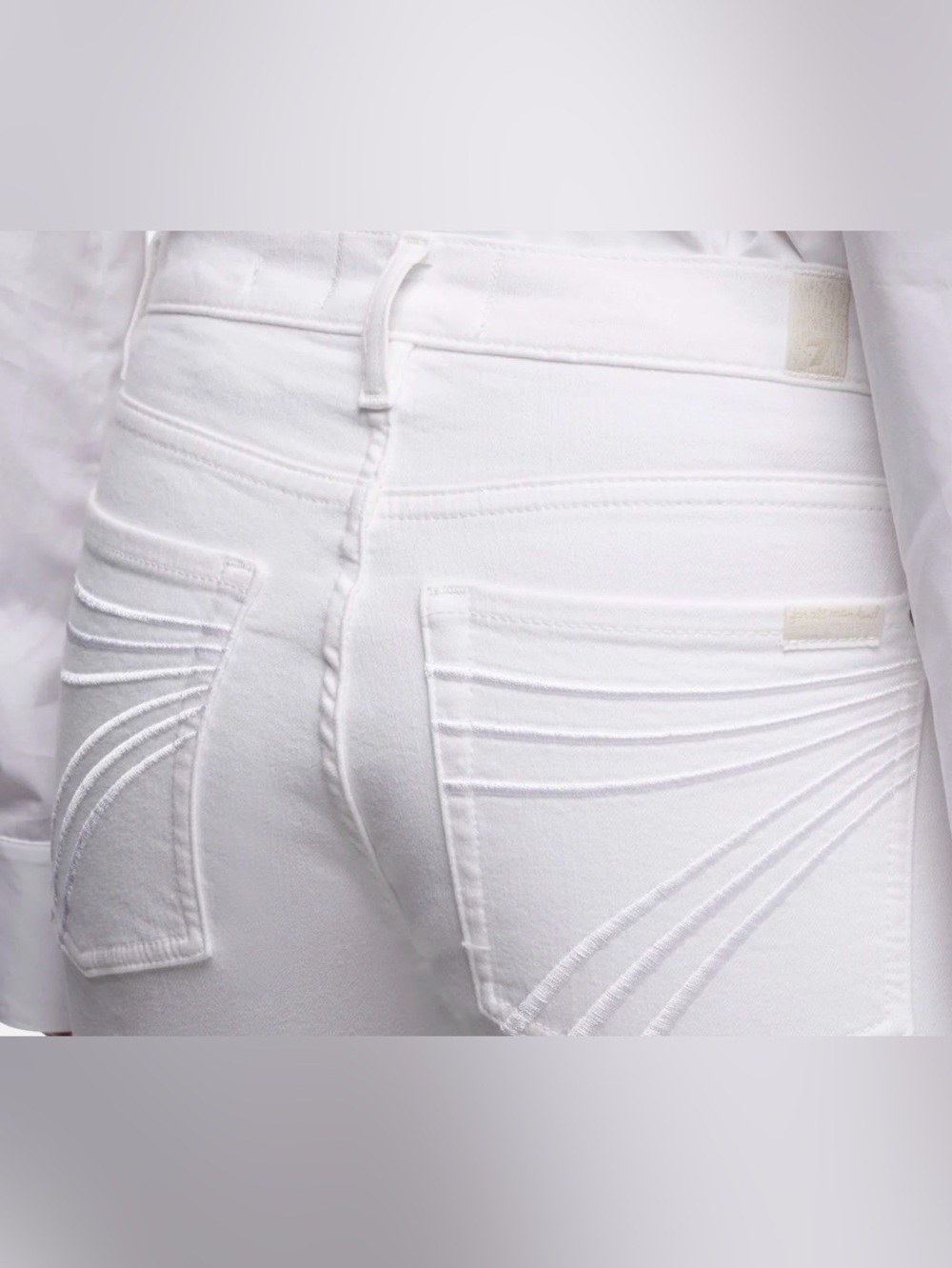 7 For All Mankind White Flared  Jeans NEW never Worn or laundered. - Picture 3 of 11